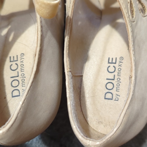 Tan Suede Shoes with 4" Heels, DOLCE by mojo moxy, Size 9.5 - Picture 8 of 13
